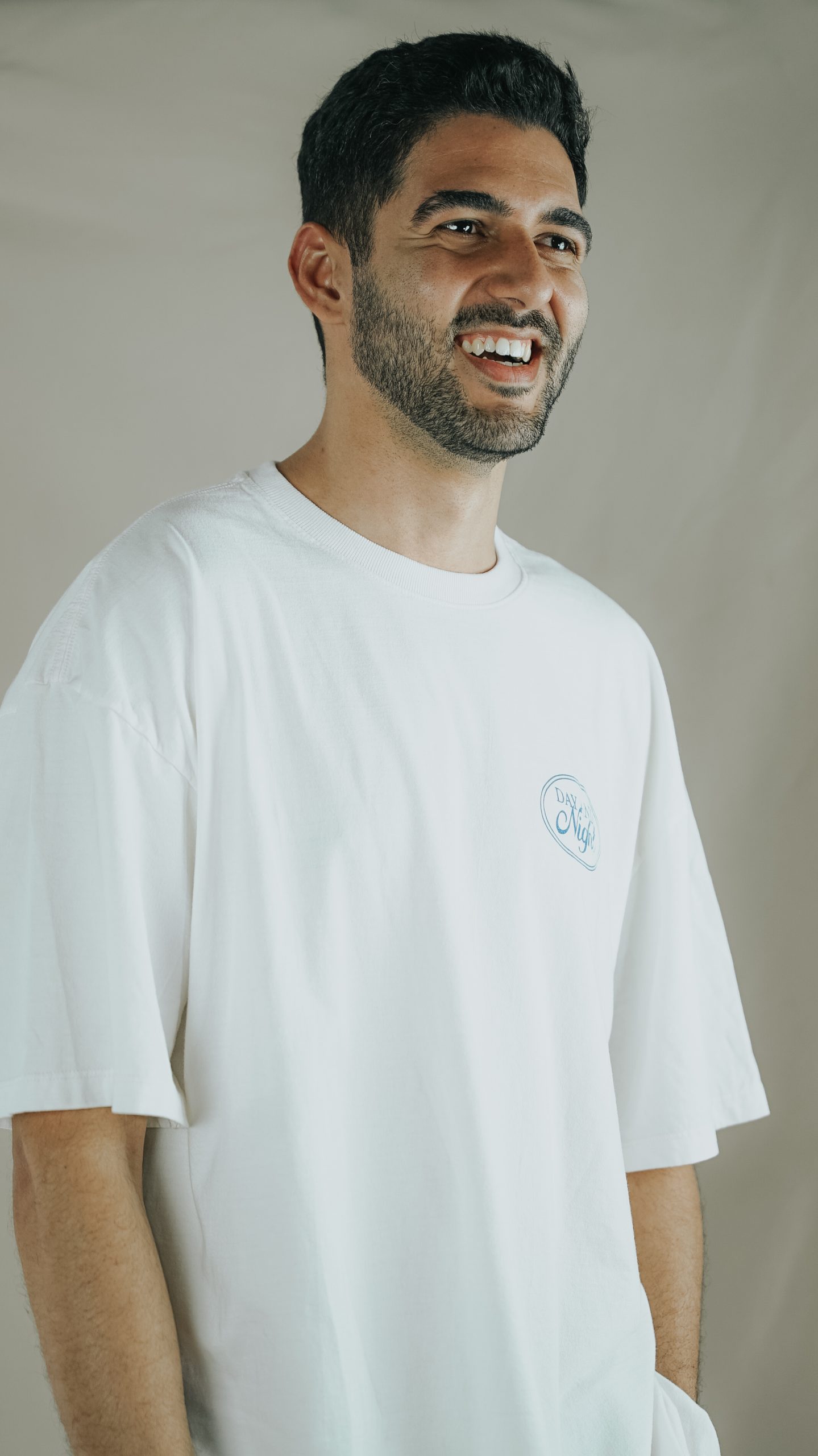 camiseta day and night - off white - Image 6