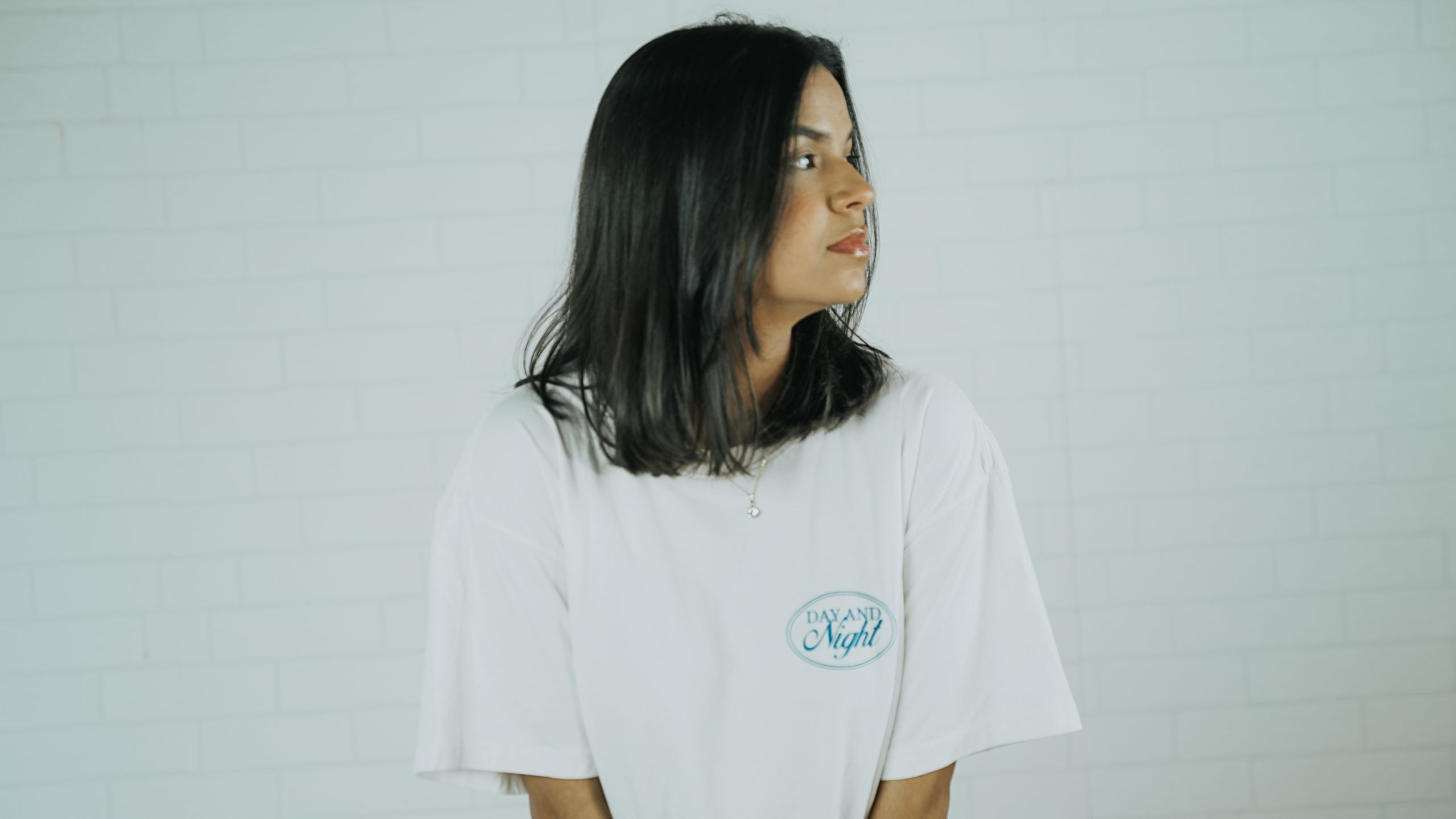 camiseta day and night - off white - Image 4